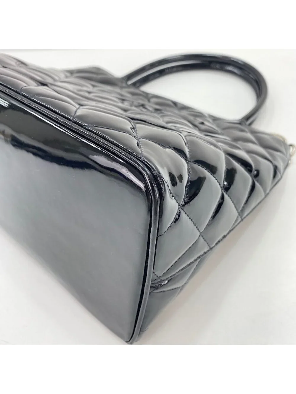 Chanel Tote Bag Reissue Black